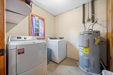 Don't miss this opportunity!! MOUNTAIN TOP HOME!  Ranch style on Diamondhead Golf and Country Club in Arkansas - for sale on GolfHomes.com, golf home, golf lot