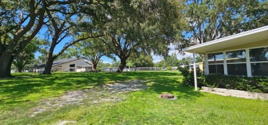 Furnished, spacious 2 bedroom 2 bath home in 55 + Resort style on Zephyrhills Municipal Golf Course in Florida - for sale on GolfHomes.com, golf home, golf lot