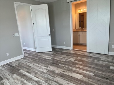Seller is offering $10,000 towards closing cost with full price on Eagle Creek Golf Club in Florida - for sale on GolfHomes.com, golf home, golf lot