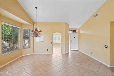 Located in the heart of Sun Lakes, this well-maintained home on Oakwood Golf Club  in Arizona - for sale on GolfHomes.com, golf home, golf lot