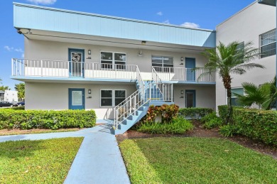 Beautifully remodeled 2BR,1st-floor condo in the sought-after on Kings Point Golf -Flanders Way in Florida - for sale on GolfHomes.com, golf home, golf lot