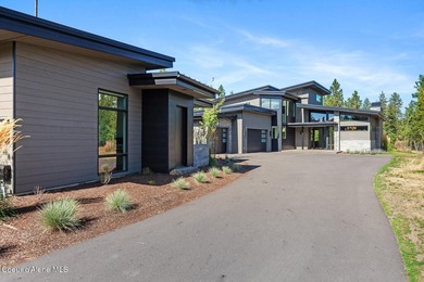 Estate 220 is a contemporary home located on E Lower Pasture on Gozzer Ranch Golf and Lake Club in Idaho - for sale on GolfHomes.com, golf home, golf lot