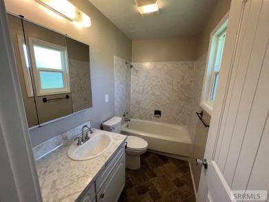 Tastefully updated move in ready 3 bedroom home on a 1 acre lot on Jefferson Hills Golf Course in Idaho - for sale on GolfHomes.com, golf home, golf lot