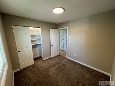 Tastefully updated move in ready 3 bedroom home on a 1 acre lot on Jefferson Hills Golf Course in Idaho - for sale on GolfHomes.com, golf home, golf lot