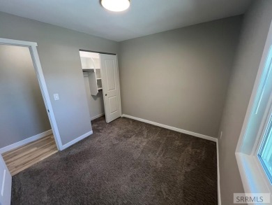 Tastefully updated move in ready 3 bedroom home on a 1 acre lot on Jefferson Hills Golf Course in Idaho - for sale on GolfHomes.com, golf home, golf lot