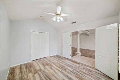 Charming 3-bedroom, 2-bathroom townhome in the desirable on St. George Golf Course in Utah - for sale on GolfHomes.com, golf home, golf lot
