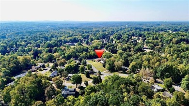 Wonderful location near Lexington Golf Course and Country Club! on Lexington Golf Club in North Carolina - for sale on GolfHomes.com, golf home, golf lot