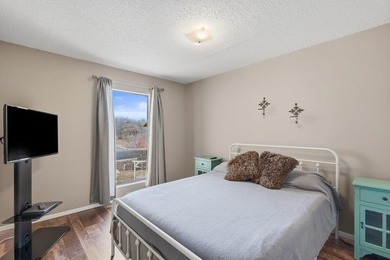 Beautifully maintained 3-bedroom, 2-bath golf course condo on Slick Rock Golf Course - Horseshoe Bay in Texas - for sale on GolfHomes.com, golf home, golf lot