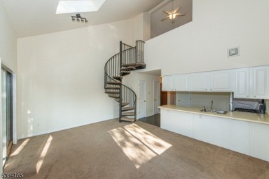 Fresh and clean END unit and ready for you to move right in! on Minerals Golf Club in New Jersey - for sale on GolfHomes.com, golf home, golf lot