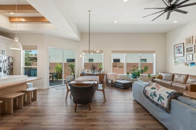 Beautiful custom home in the desirable Dunes subdivision. Built on Sand Hollow Golf Resort in Utah - for sale on GolfHomes.com, golf home, golf lot
