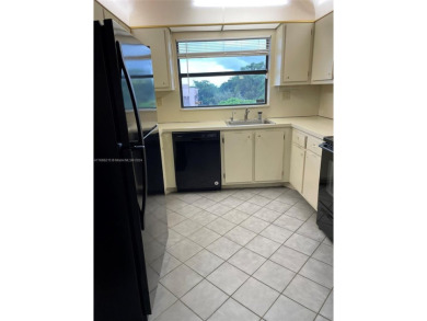 BEAUTIFULLY MAINTAINED 2 BED/2 BATH CONDO LOCATED IN THE SERENE on Sunrise Lakes Phase IV Golf Course in Florida - for sale on GolfHomes.com, golf home, golf lot
