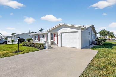 Pristine, turnkey (furniture optional) single-level CBS home on Leisureville Community Golf Course in Florida - for sale on GolfHomes.com, golf home, golf lot