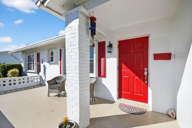 Pristine, turnkey (furniture optional) single-level CBS home on Leisureville Community Golf Course in Florida - for sale on GolfHomes.com, golf home, golf lot