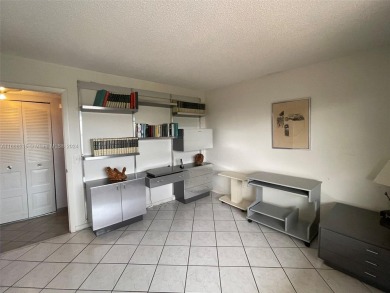 BEAUTIFULLY MAINTAINED 2 BED/2 BATH CONDO LOCATED IN THE SERENE on Sunrise Lakes Phase IV Golf Course in Florida - for sale on GolfHomes.com, golf home, golf lot