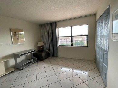 BEAUTIFULLY MAINTAINED 2 BED/2 BATH CONDO LOCATED IN THE SERENE on Sunrise Lakes Phase IV Golf Course in Florida - for sale on GolfHomes.com, golf home, golf lot