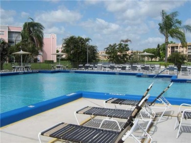 BEAUTIFULLY MAINTAINED 2 BED/2 BATH CONDO LOCATED IN THE SERENE on Sunrise Lakes Phase IV Golf Course in Florida - for sale on GolfHomes.com, golf home, golf lot