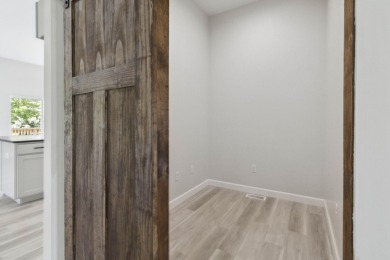 New construction!
Located in Saddlebrook Estates, this on Somerset Country Club in Kentucky - for sale on GolfHomes.com, golf home, golf lot