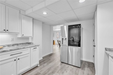 The Keowee Life awaits! This inviting Keowee Key home sits on a on Keowee Key Golf and Country Club in South Carolina - for sale on GolfHomes.com, golf home, golf lot