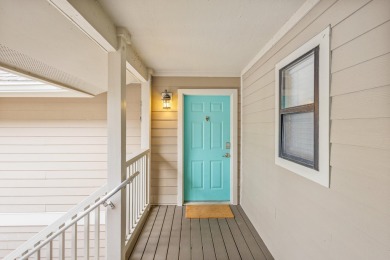 NEW LISTING! FURNISHED & REMODELED! 6-SEAT GOLF CART! CHECK OUT on Sandestin Golf and Beach Resort - The Links in Florida - for sale on GolfHomes.com, golf home, golf lot