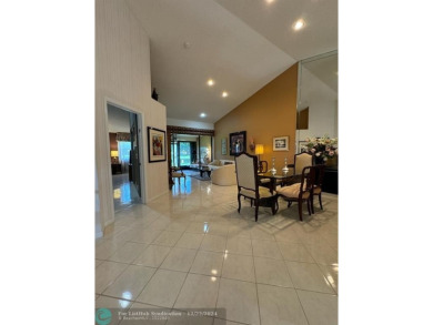 ****  BEAUTIFUL SPACIOUS VILLA OVERLOOKING THE LAKE IN on Gleneagles Golf and Country Club in Florida - for sale on GolfHomes.com, golf home, golf lot