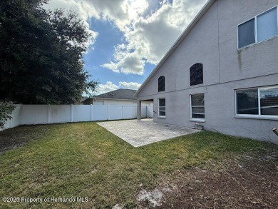 This beautiful 3 bedroom, 2.5 bath home is located in the on Hernando Oaks Golf and Country Club in Florida - for sale on GolfHomes.com, golf home, golf lot