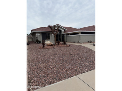 Beautiful golf course lot home-move-in ready 3-bedroom on Grandview Golf Course in Arizona - for sale on GolfHomes.com, golf home, golf lot