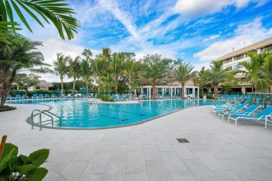 First Floor Unit - Priced to Sell! Enjoy a screened porch with on Hunters Run Golf and Country Club in Florida - for sale on GolfHomes.com, golf home, golf lot