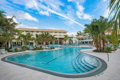 First Floor Unit - Priced to Sell! Enjoy a screened porch with on Hunters Run Golf and Country Club in Florida - for sale on GolfHomes.com, golf home, golf lot