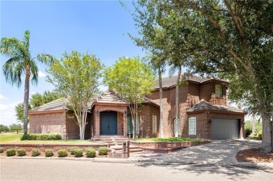 Beautifully Renovated Home!! 
Step inside to discover luxury at on The Club At Cimarron in Texas - for sale on GolfHomes.com, golf home, golf lot