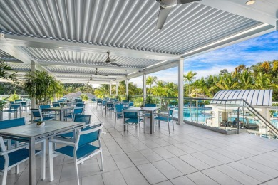 First Floor Unit - Priced to Sell! Enjoy a screened porch with on Hunters Run Golf and Country Club in Florida - for sale on GolfHomes.com, golf home, golf lot