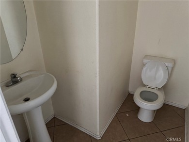 Quaint cul-de-sac street! Two story home with 3 bedrooms and a on Moreno Valley Ranch Golf Club in California - for sale on GolfHomes.com, golf home, golf lot