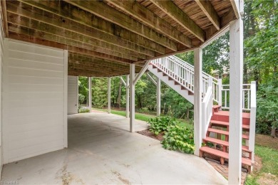 Welcome to this beautifully cared-for 5BR/4.5BA home in on Oak Valley Golf Club in North Carolina - for sale on GolfHomes.com, golf home, golf lot