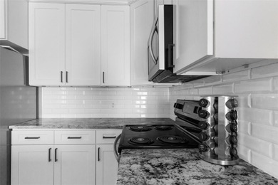 Under contract-accepting backup offers. Welcome to this stunning on Meadow Oaks Golf and Country Club in Florida - for sale on GolfHomes.com, golf home, golf lot