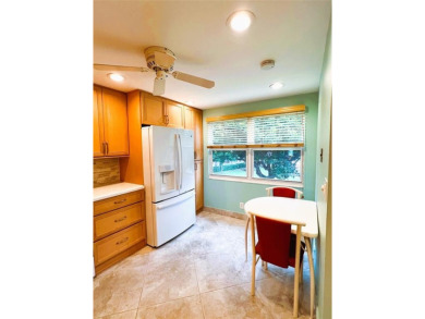 2nd FLOOR CORNER with WIDE GOLF/LAKE/POOL VIEW Plus HURRICANE on Wynmoor Golf Course in Florida - for sale on GolfHomes.com, golf home, golf lot