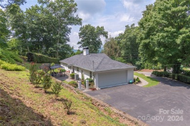 This one-of-a-kind Country Club Classic offers one-level living on Waynesville Country Club Inn in North Carolina - for sale on GolfHomes.com, golf home, golf lot