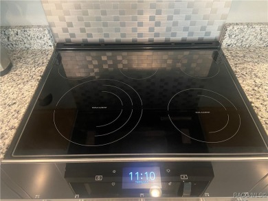 FURNITURE STAYS IF DESIRED!! Welcome to your dream home in the on Sugarmill Woods Golf and Country Club in Florida - for sale on GolfHomes.com, golf home, golf lot