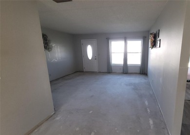 Looking For Investors and CASH offers to finish off this home! on Mainlands Golf Club in Florida - for sale on GolfHomes.com, golf home, golf lot