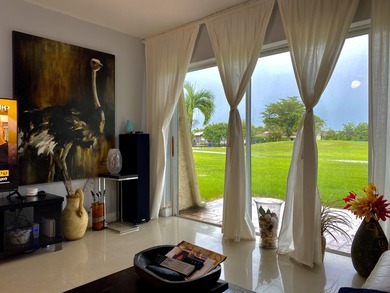 Beautiful and updated 2BR/1.5BA villa with 1-car garage anda NEW on Colony West Country Club in Florida - for sale on GolfHomes.com, golf home, golf lot