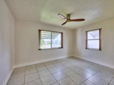 *Impact Windows**Bright & Airy**55 Plus Community*--Welcome to on Leisureville Community Association in Florida - for sale on GolfHomes.com, golf home, golf lot