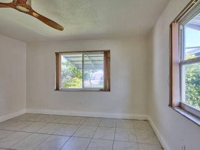 *Impact Windows**Bright & Airy**55 Plus Community*--Welcome to on Leisureville Community Association in Florida - for sale on GolfHomes.com, golf home, golf lot