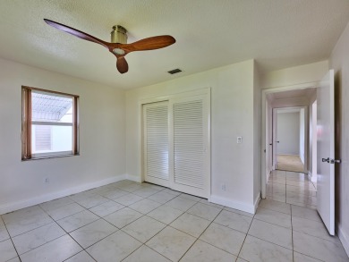 *Impact Windows**Bright & Airy**55 Plus Community*--Welcome to on Leisureville Community Association in Florida - for sale on GolfHomes.com, golf home, golf lot