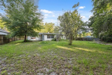 Charming Home with Spacious Yard in a Perfect Location
Welcome on Plantation Inn and Golf Resort  in Florida - for sale on GolfHomes.com, golf home, golf lot