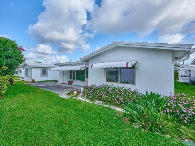 *Impact Windows**Bright & Airy**55 Plus Community*--Welcome to on Leisureville Community Association in Florida - for sale on GolfHomes.com, golf home, golf lot