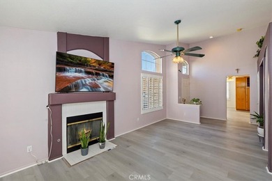 CYPRESS POINT CONDO - 2 BR + 2 BA SINGLE-STORY HOME (998 SQ. FT) on Sun Lakes Country Club in California - for sale on GolfHomes.com, golf home, golf lot