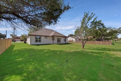 Beautiful new construction with 3 bedrooms, 3 full bathrooms on The Club At Runaway Bay in Texas - for sale on GolfHomes.com, golf home, golf lot