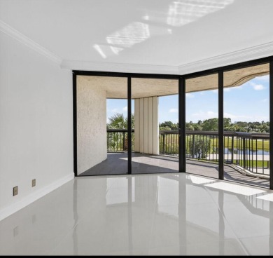 Exquisitely renovated 3BR/2BA condo over looking the new on The President Country Club in Florida - for sale on GolfHomes.com, golf home, golf lot
