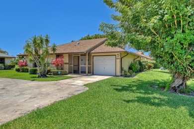 This 3 bedroom, 2 bathroom home has breath taking views of the on Eastpointe Country Club in Florida - for sale on GolfHomes.com, golf home, golf lot