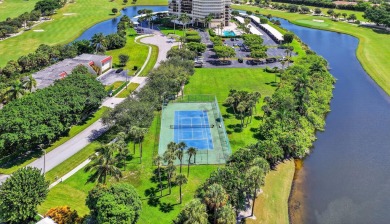 Exquisitely renovated 3BR/2BA condo over looking the new on The President Country Club in Florida - for sale on GolfHomes.com, golf home, golf lot