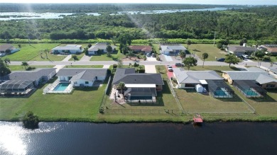 NEW OVERSIZED pool cage just installed in this fully fenced in 3 on Rotonda Golf and Country Club The Hills Course in Florida - for sale on GolfHomes.com, golf home, golf lot