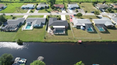 NEW OVERSIZED pool cage just installed in this fully fenced in 3 on Rotonda Golf and Country Club The Hills Course in Florida - for sale on GolfHomes.com, golf home, golf lot